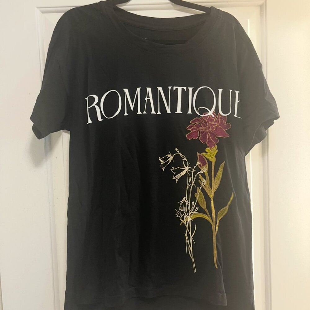 Anthropologie black t-shirt, size medium (oversized)